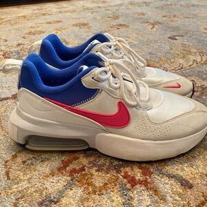 ⭐️ EXCELLENT CONDITION!! ⭐️ NIKE AIR MAX VERONA, size 7.5